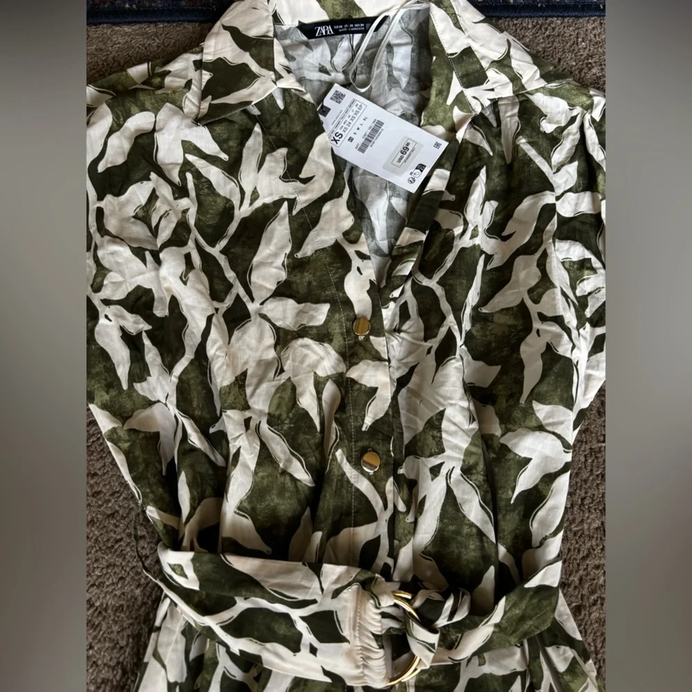 ZARA Midi Shirt Dress Floral Print Poplin With Gold Buttons and Belt - Picture 6 of 8